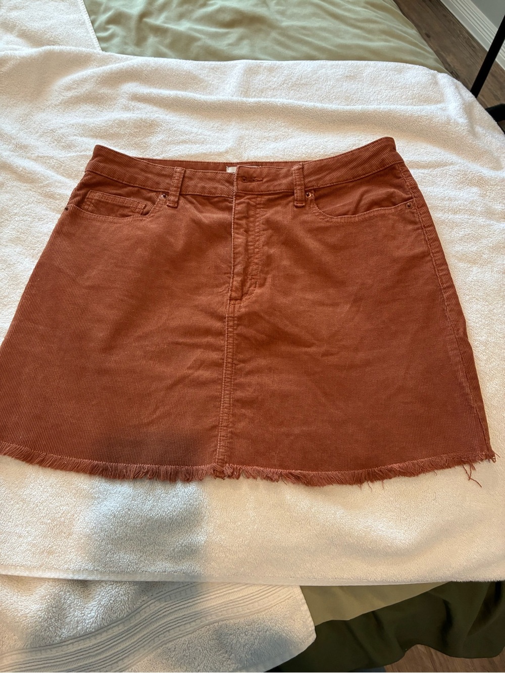 Corduroy Mini Skirt in Rust